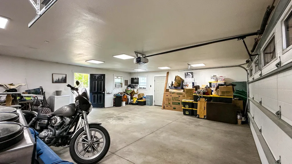 261 18th Avenue NW Great Falls MT 59404