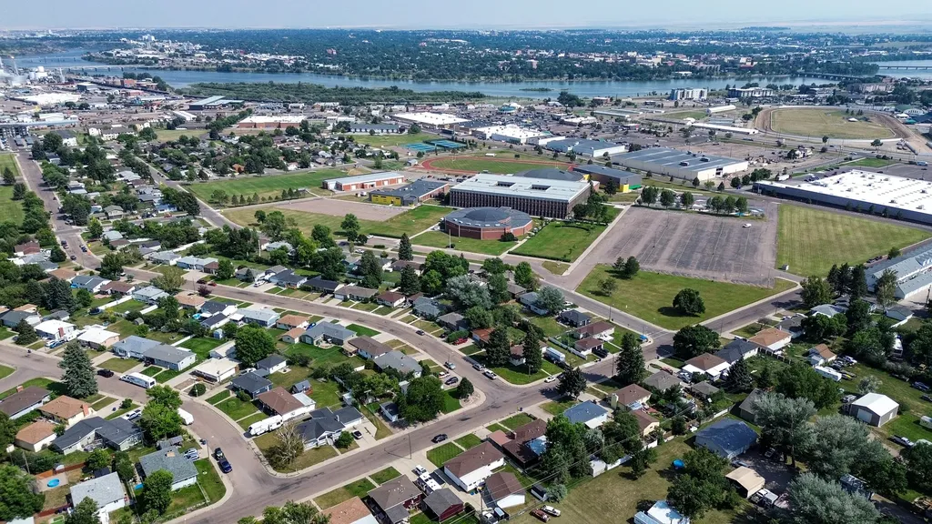 261 18th Avenue NW Great Falls MT 59404