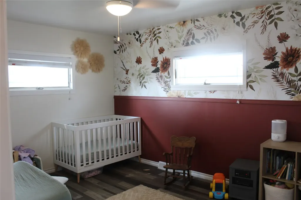 17 S Delaware Street Conrad MT 59425