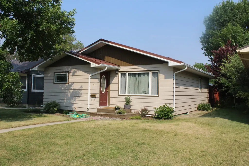 17 S Delaware Street Conrad MT 59425