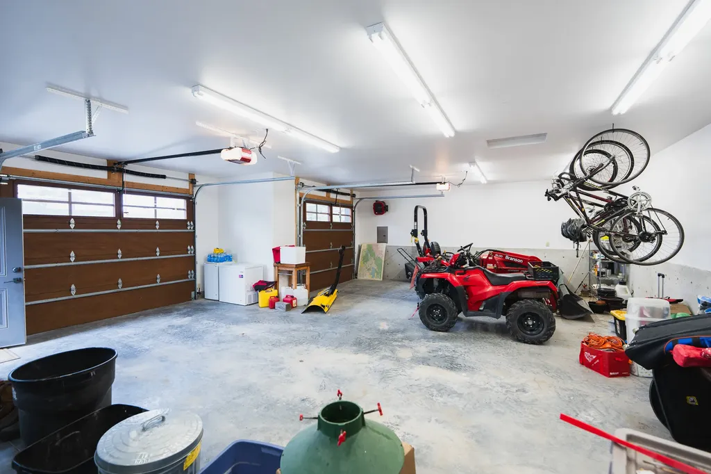950 Eagle Lake Loop Fortine MT 59918