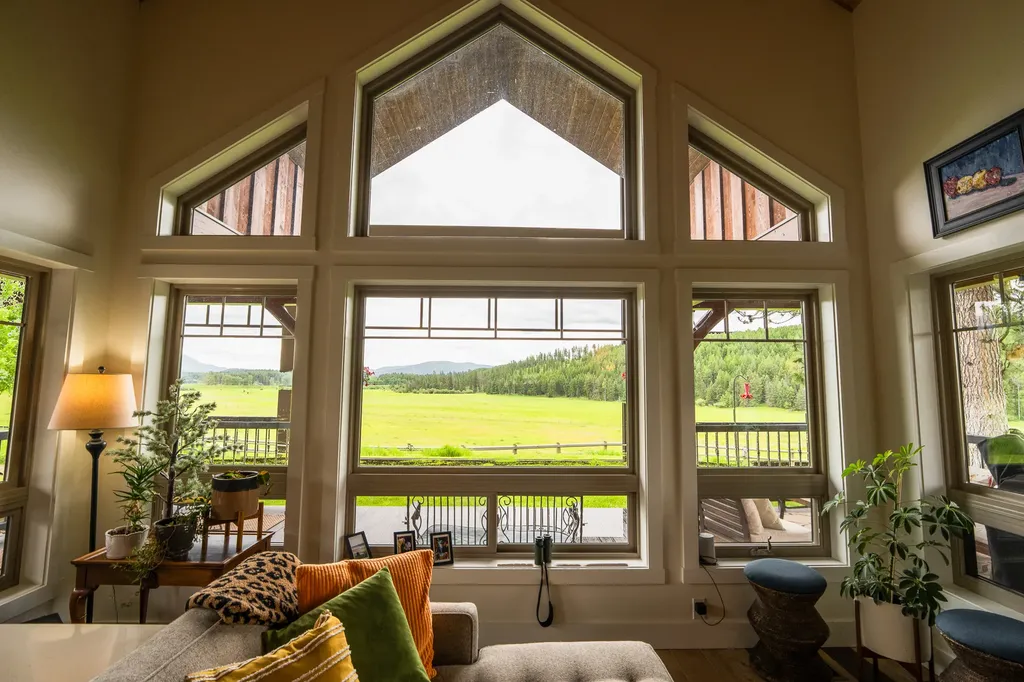 950 Eagle Lake Loop Fortine MT 59918