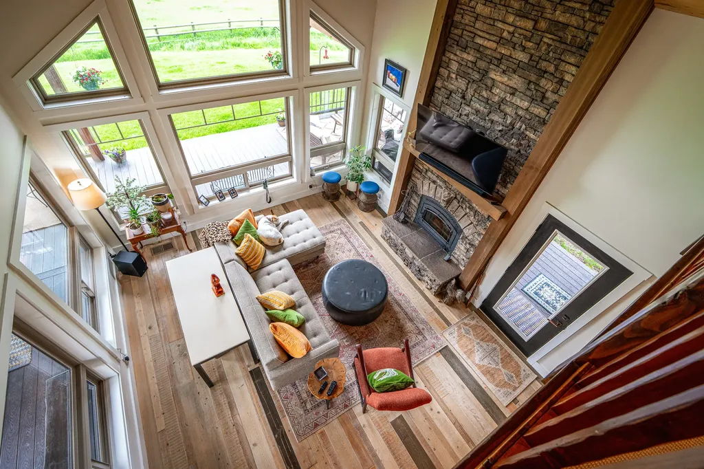 950 Eagle Lake Loop Fortine MT 59918