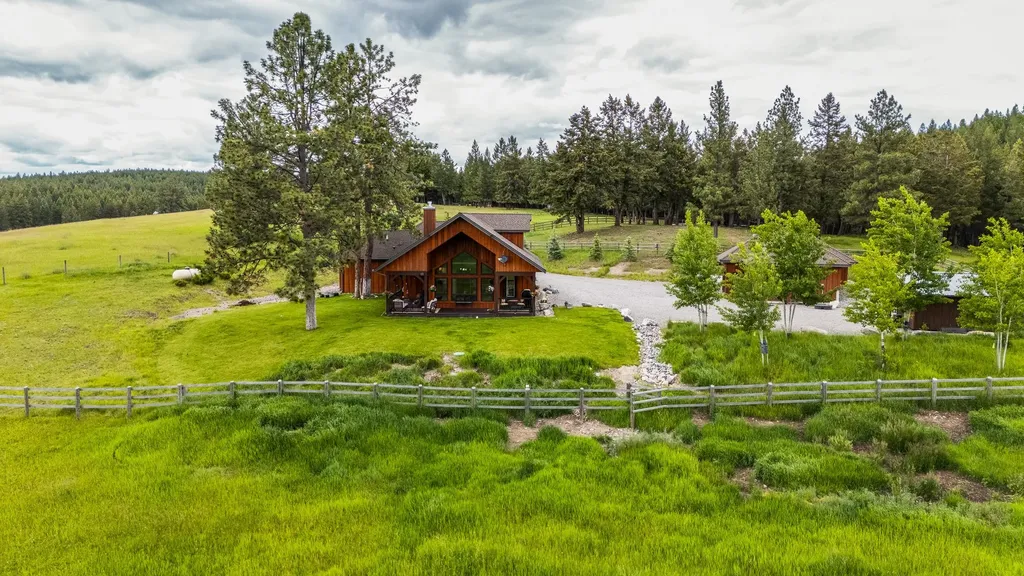 950 Eagle Lake Loop Fortine MT 59918