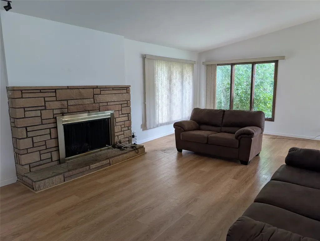 864 Hill Avenue Shelby MT 59474