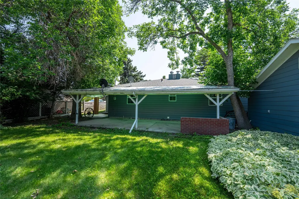 2425 Central Avenue W Great Falls MT 59404