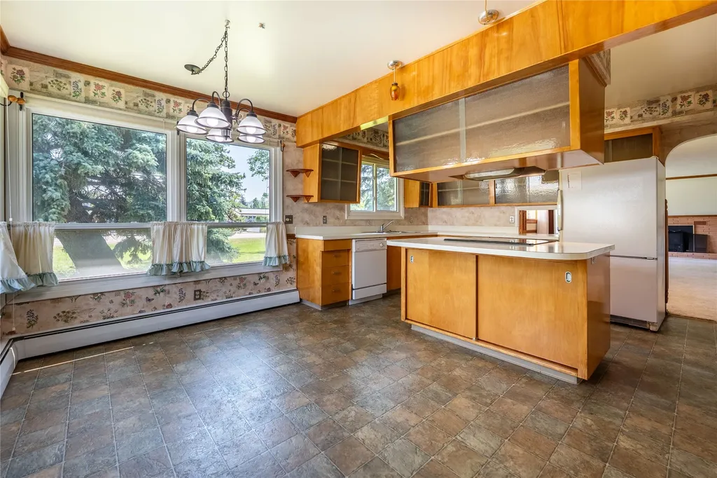 2425 Central Avenue W Great Falls MT 59404