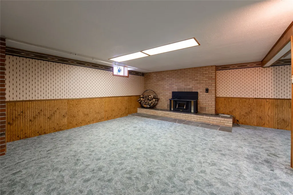2425 Central Avenue W Great Falls MT 59404