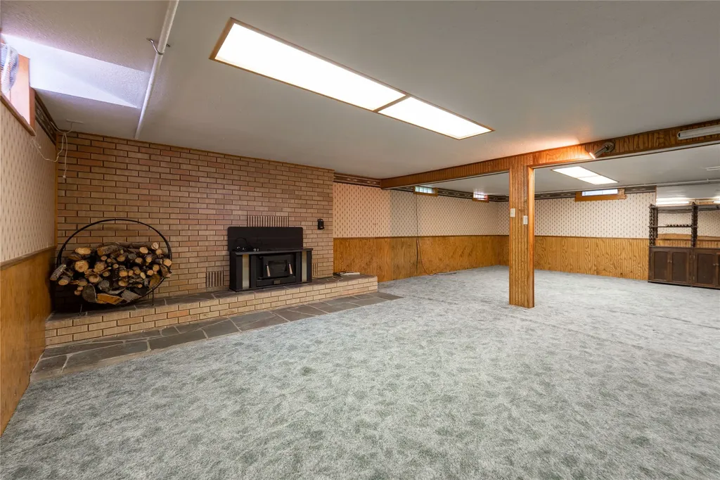 2425 Central Avenue W Great Falls MT 59404