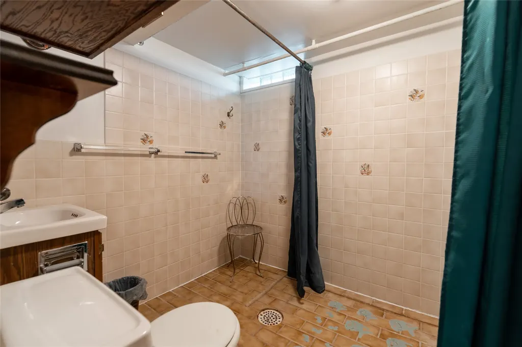 2425 Central Avenue W Great Falls MT 59404