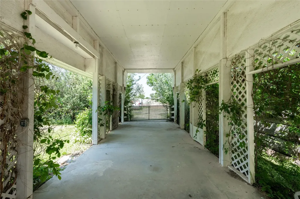 2425 Central Avenue W Great Falls MT 59404
