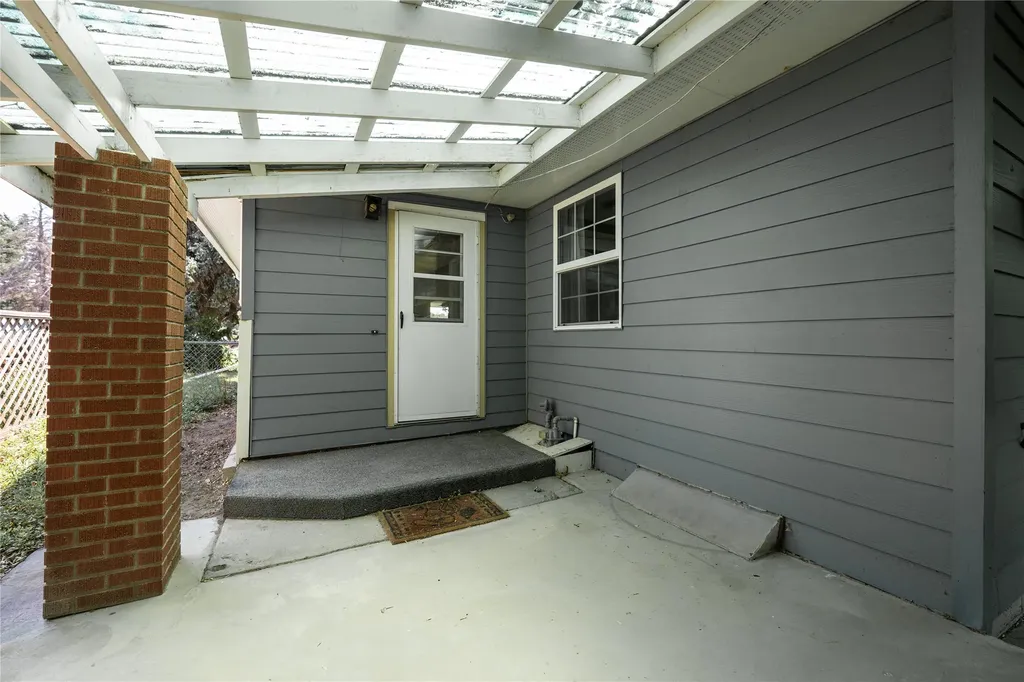 2425 Central Avenue W Great Falls MT 59404