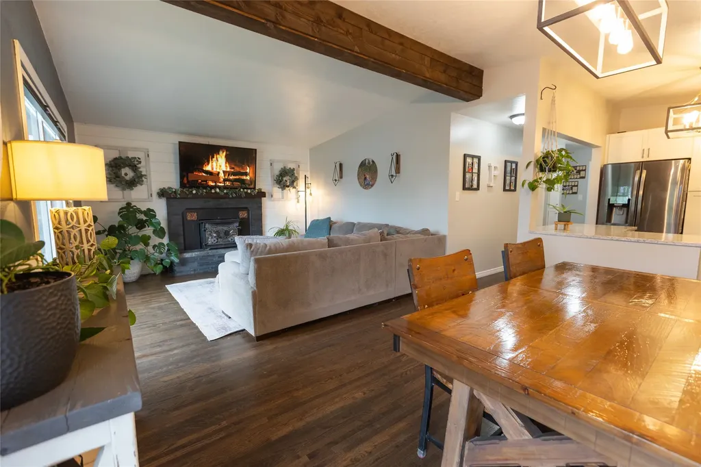 605 Skyline Drive NE Great Falls MT 59404
