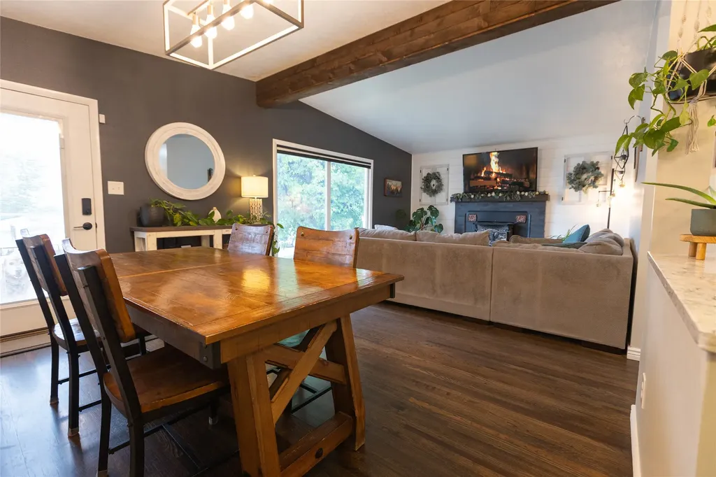 605 Skyline Drive NE Great Falls MT 59404