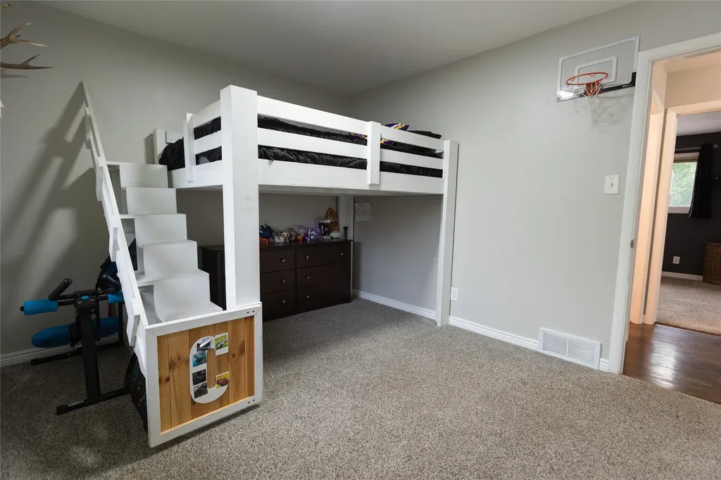 605 Skyline Drive NE Great Falls MT 59404
