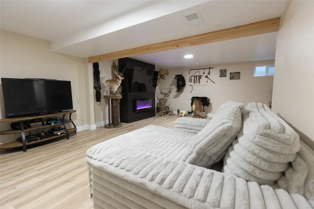 605 Skyline Drive NE Great Falls MT 59404