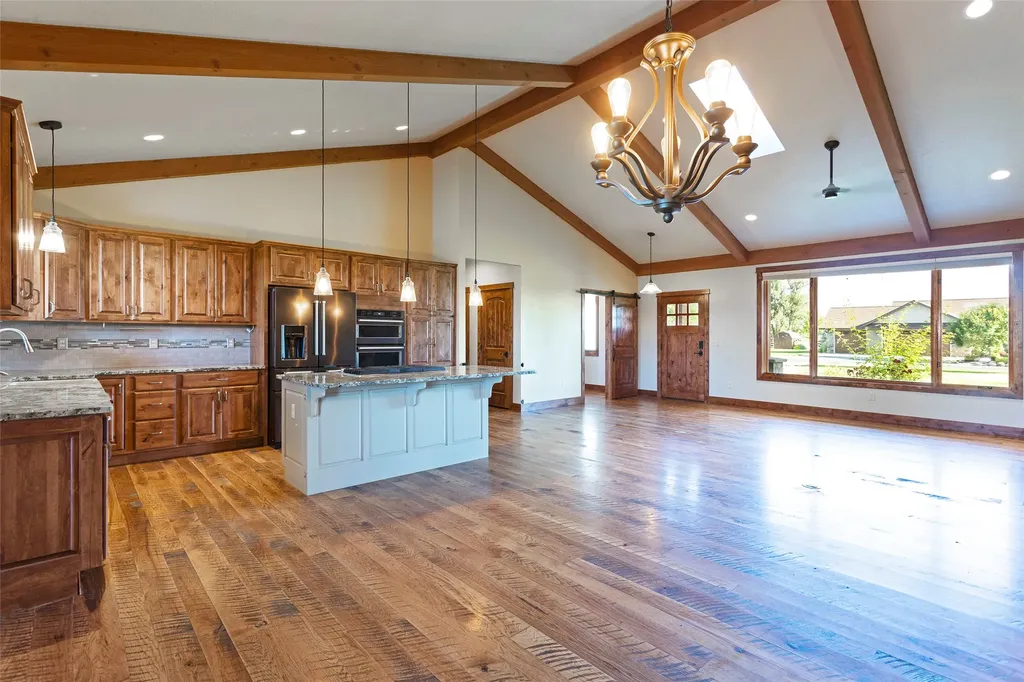 113 Silverado Trail Hamilton MT 59840