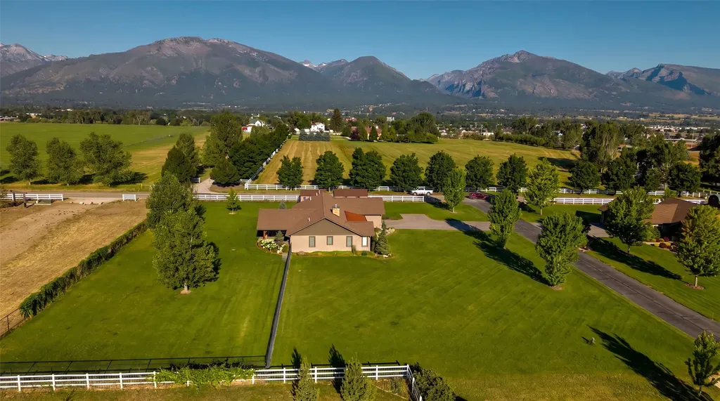 113 Silverado Trail Hamilton MT 59840