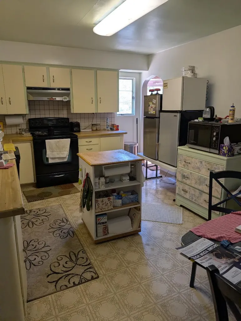123 10th Avenue N Shelby MT 59474