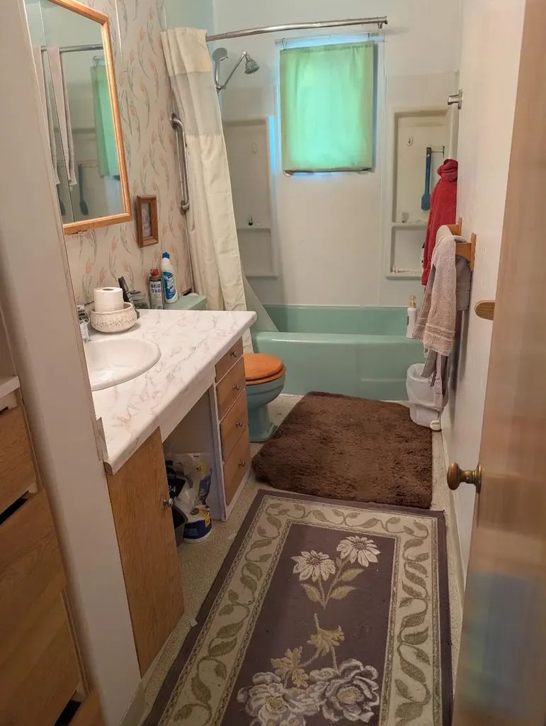 123 10th Avenue N Shelby MT 59474