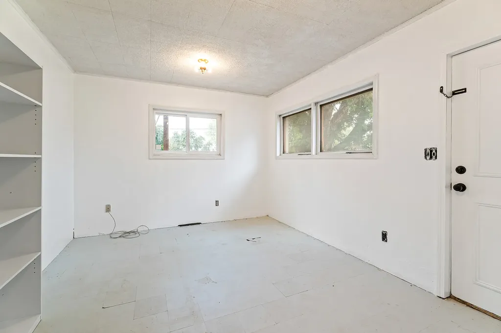 1120 Sierra Road W Helena MT 59602