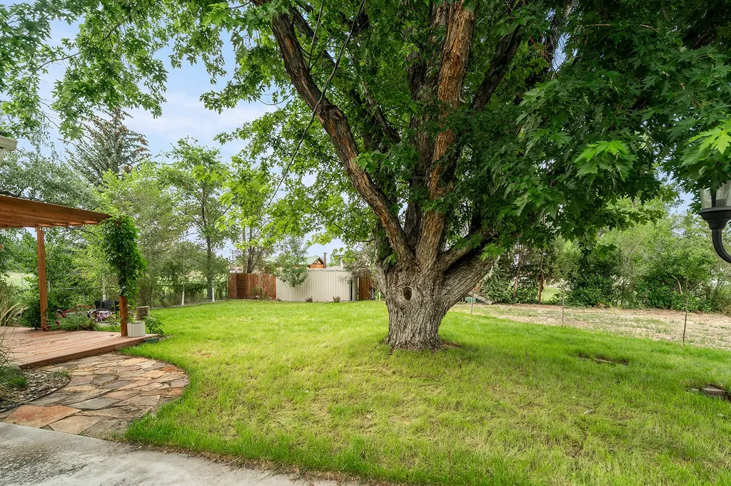 1120 Sierra Road W Helena MT 59602