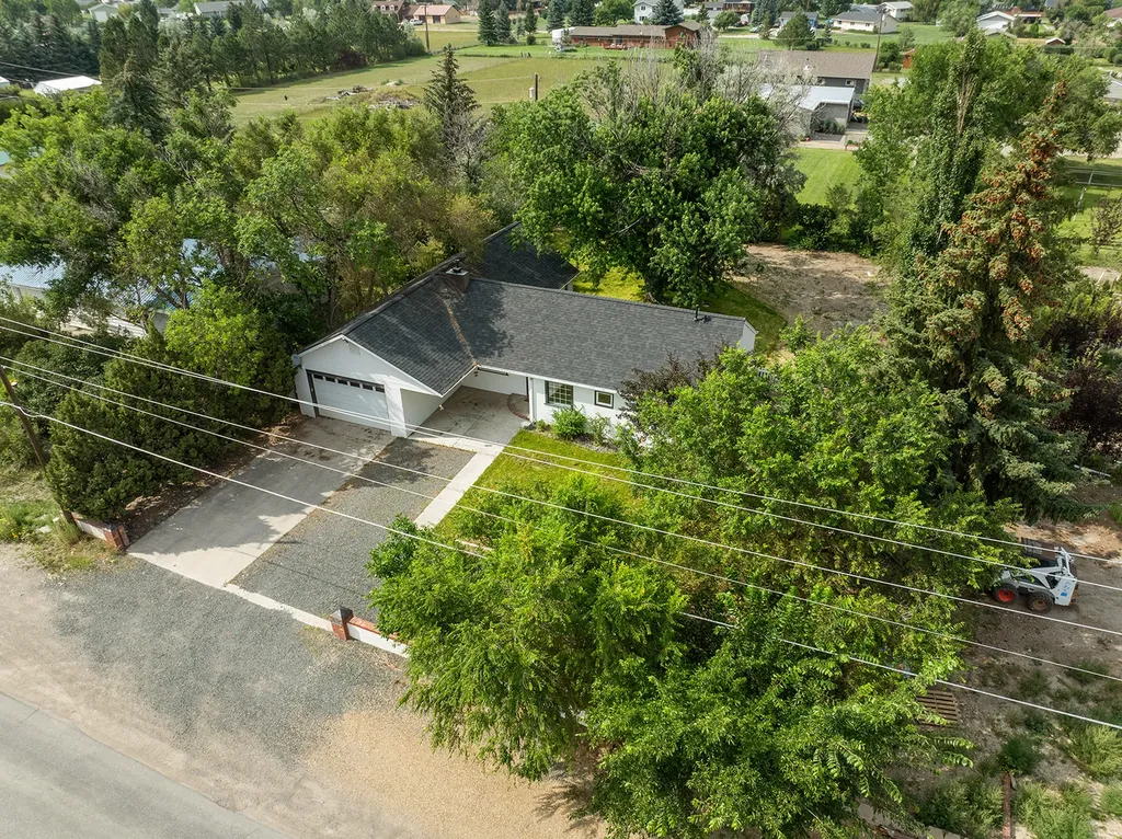 1120 Sierra Road W Helena MT 59602