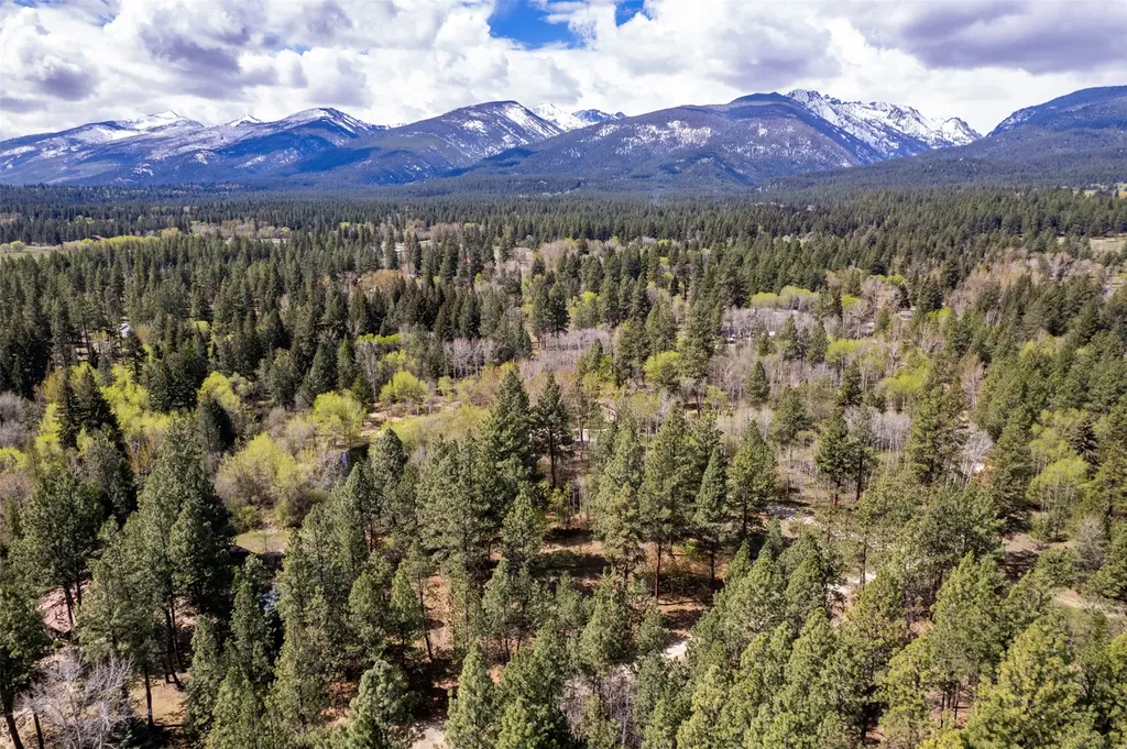 565 Chickadee Lane Victor MT 59875