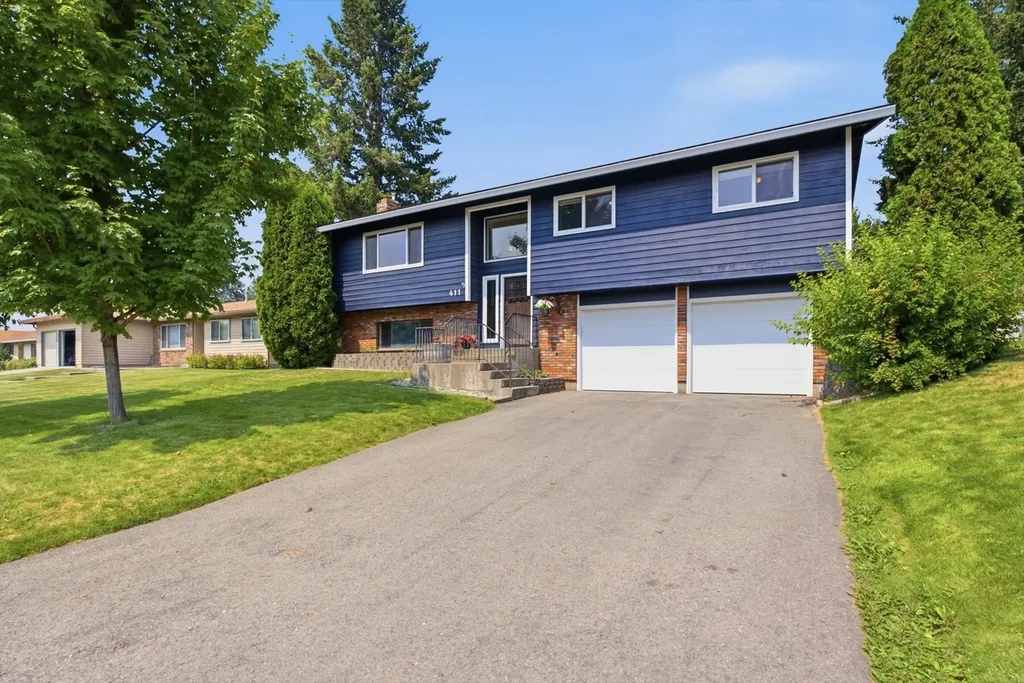 411 Hilltop Avenue Kalispell MT 59901