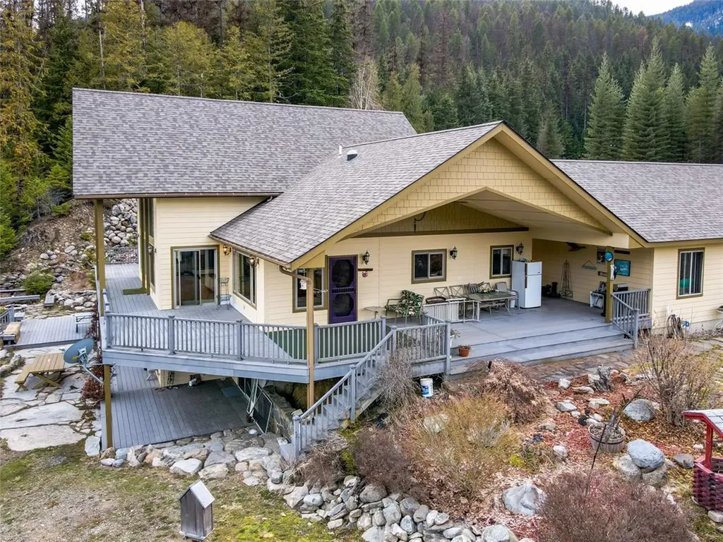 10 Northshore Drive Troy MT 59935