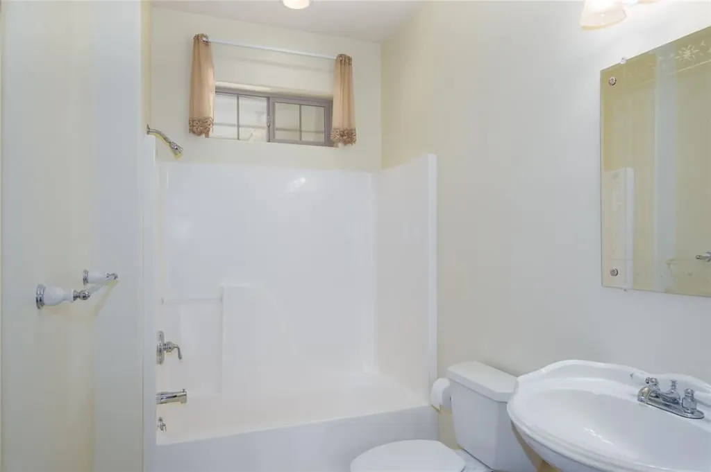 10 Northshore Drive Troy MT 59935