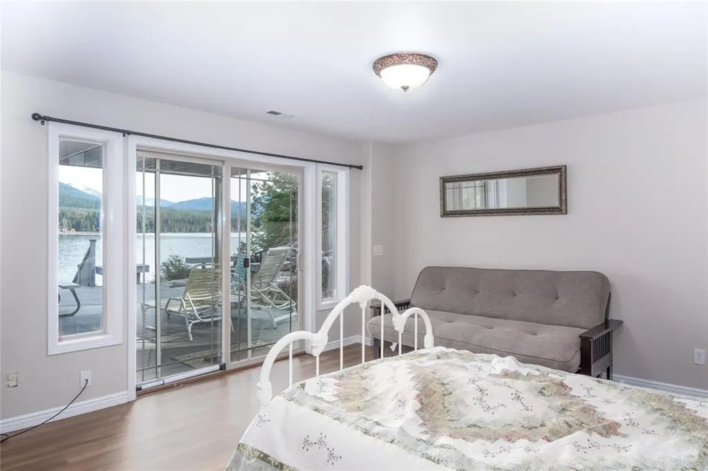 10 Northshore Drive Troy MT 59935