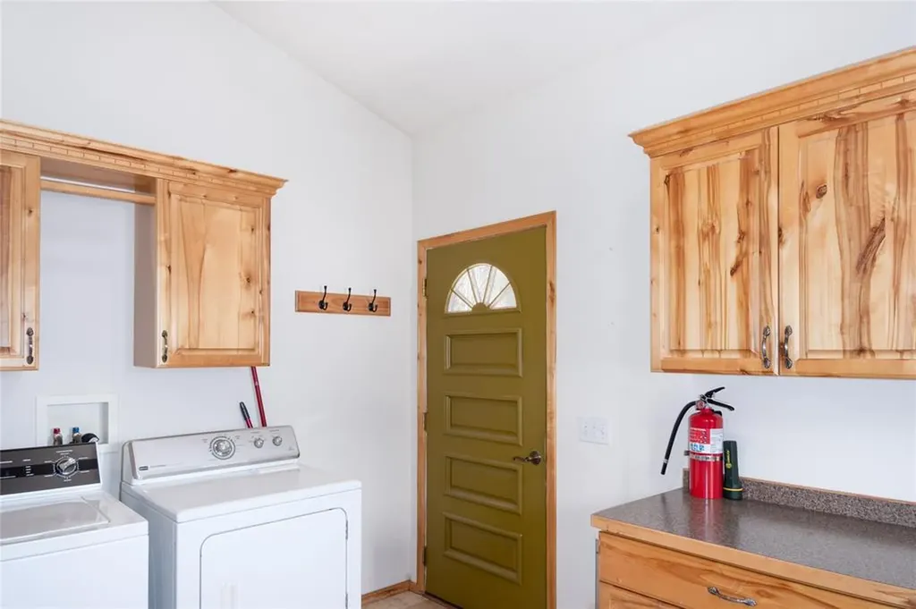 10 Northshore Drive Troy MT 59935