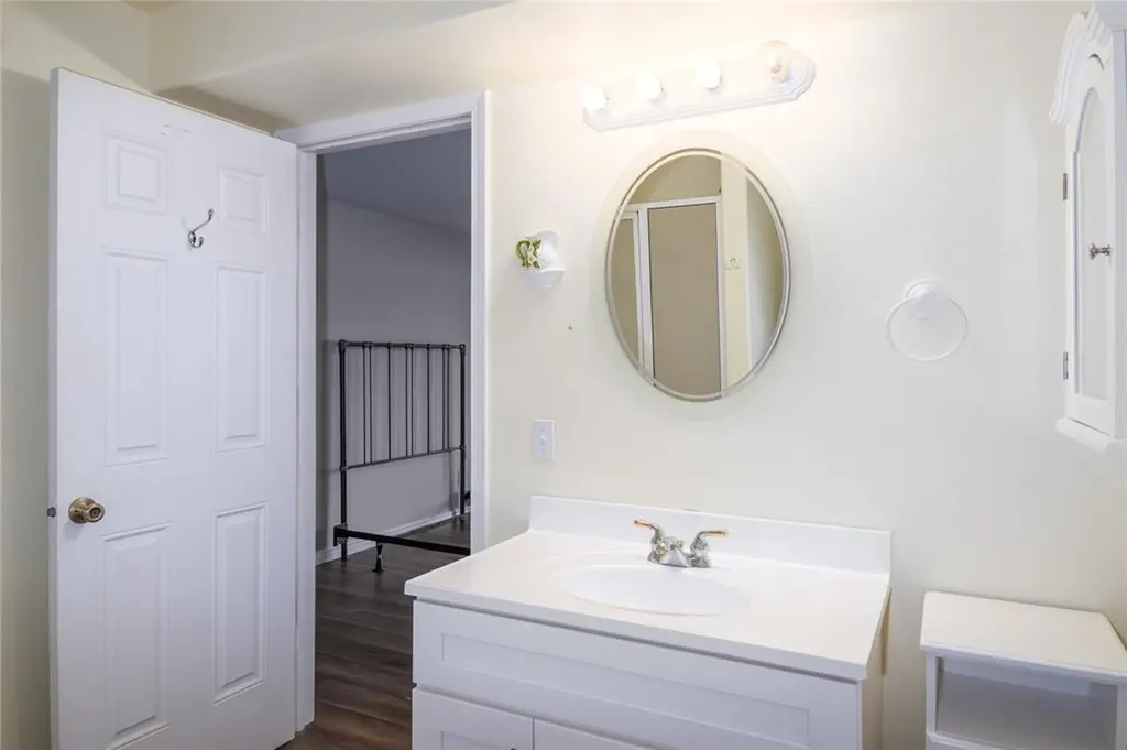 10 Northshore Drive Troy MT 59935