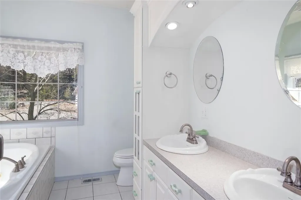 10 Northshore Drive Troy MT 59935