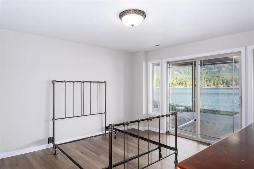 10 Northshore Drive Troy MT 59935