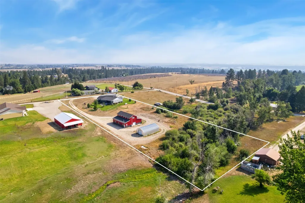 431 Cherry Branch Lane Hamilton MT 59840