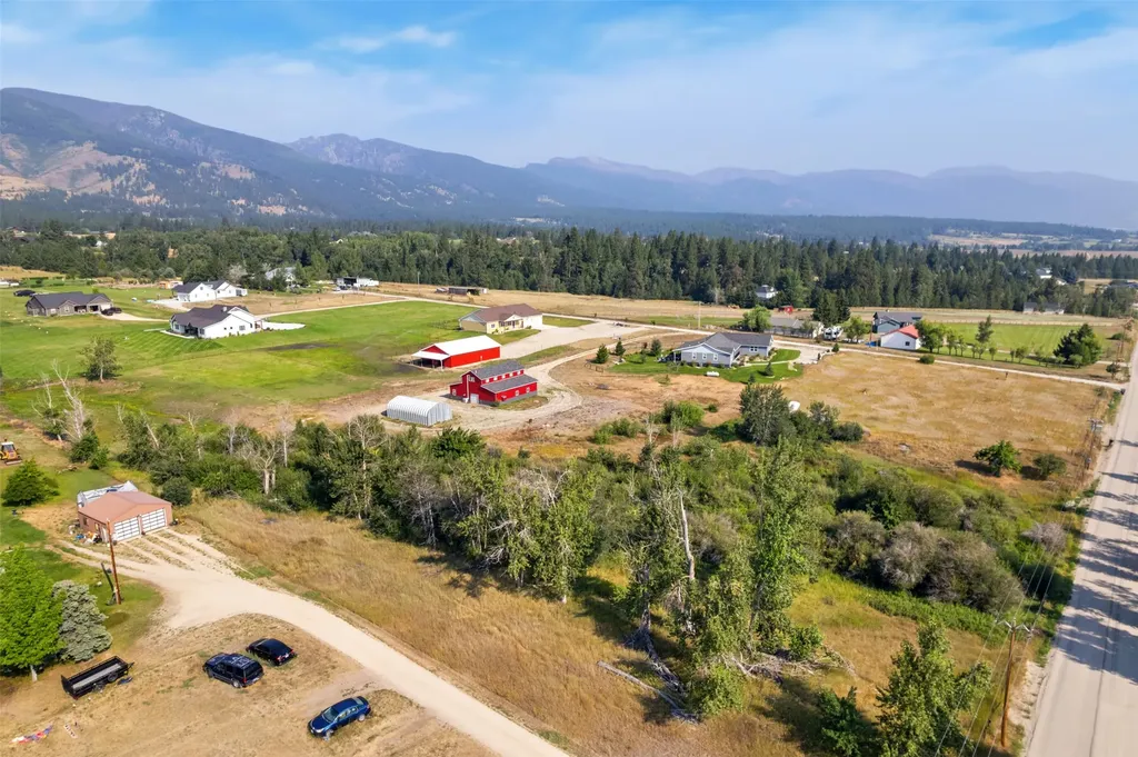 431 Cherry Branch Lane Hamilton MT 59840