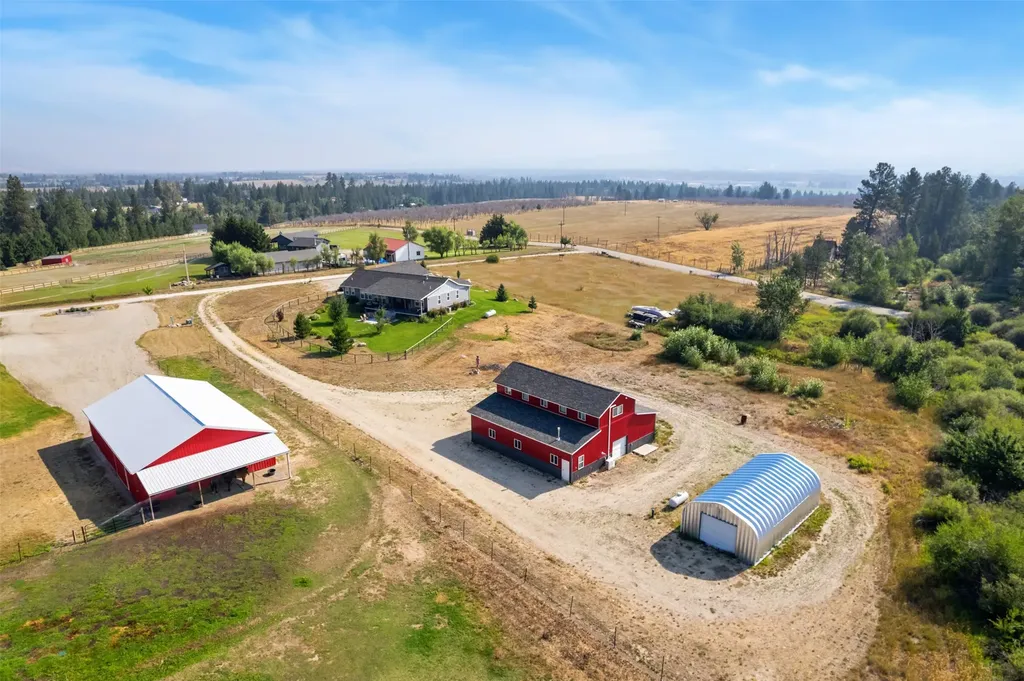 431 Cherry Branch Lane Hamilton MT 59840