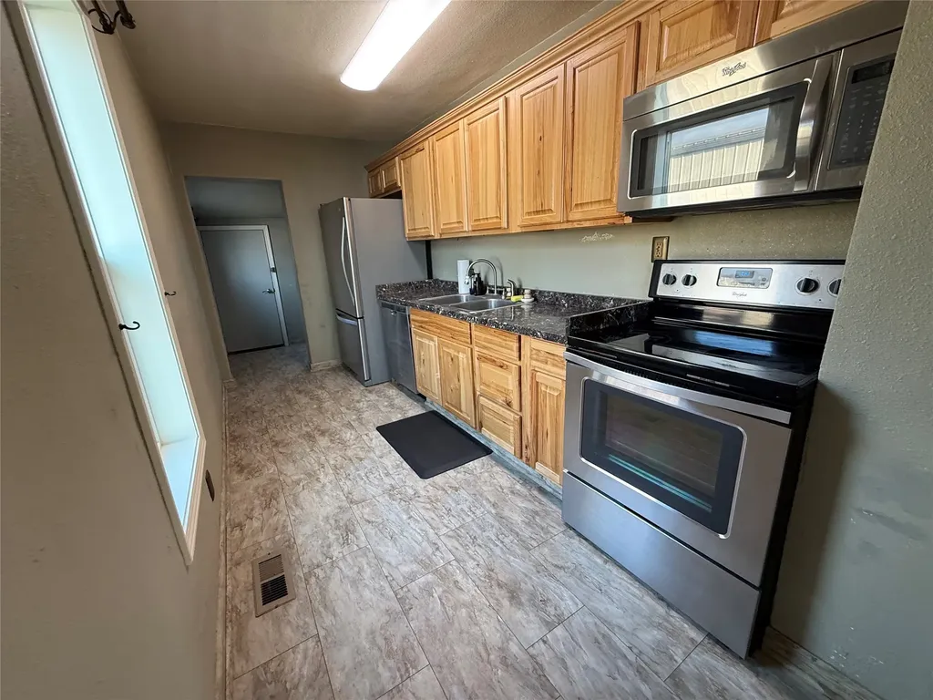 221 4th Avenue SE Cut Bank MT 59427