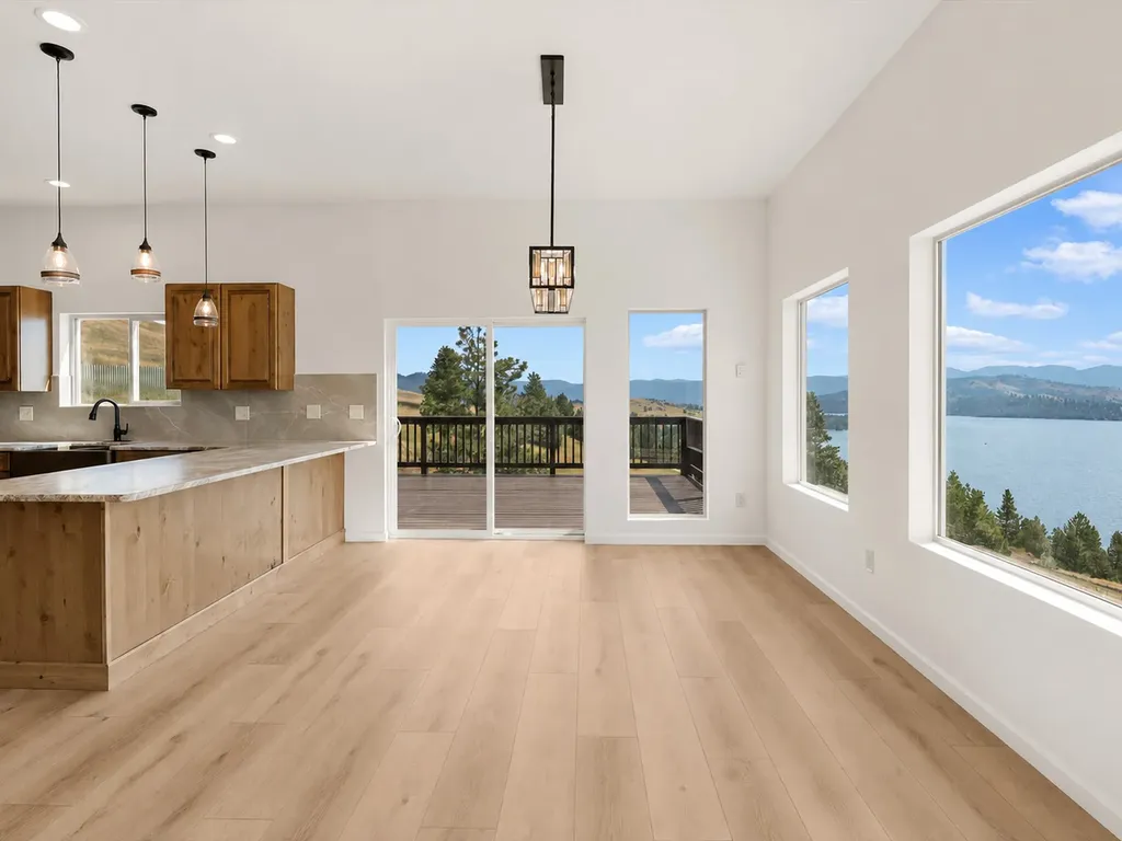 44142 Buffalo Road Dayton MT 59914