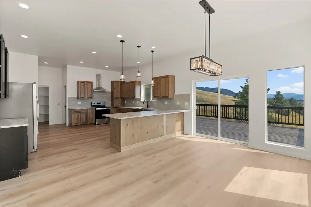 44142 Buffalo Road Dayton MT 59914