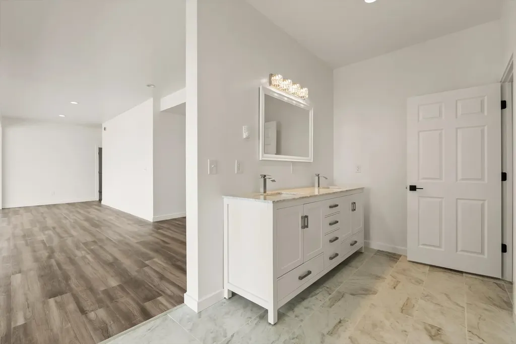 44142 Buffalo Road Dayton MT 59914