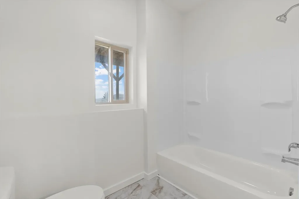 44142 Buffalo Road Dayton MT 59914
