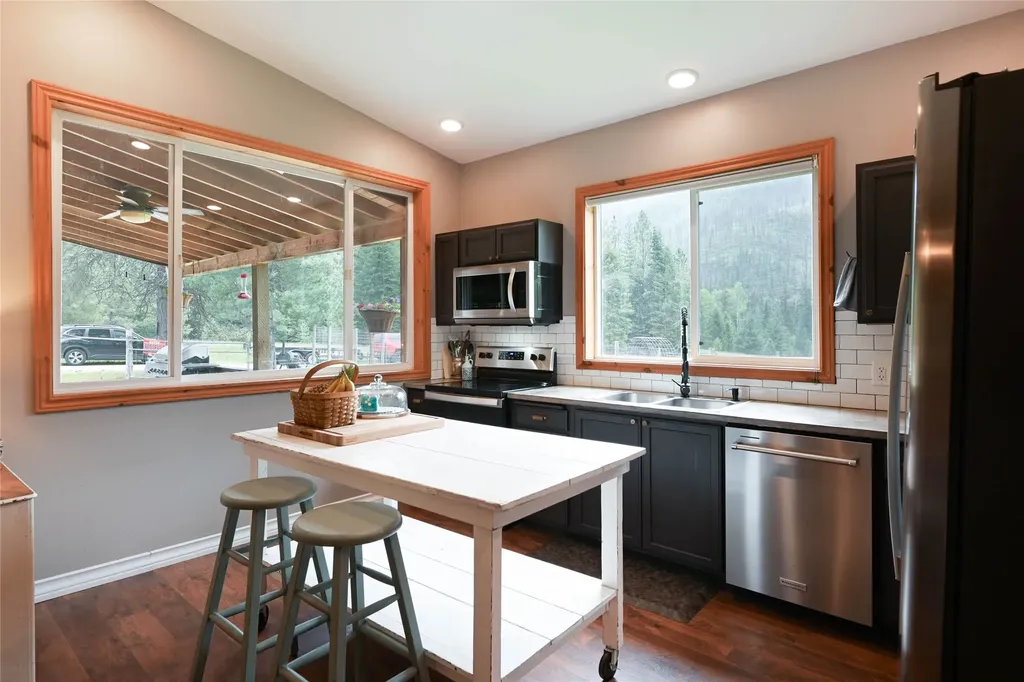 2 Cedar Grove Lane Noxon MT 59853