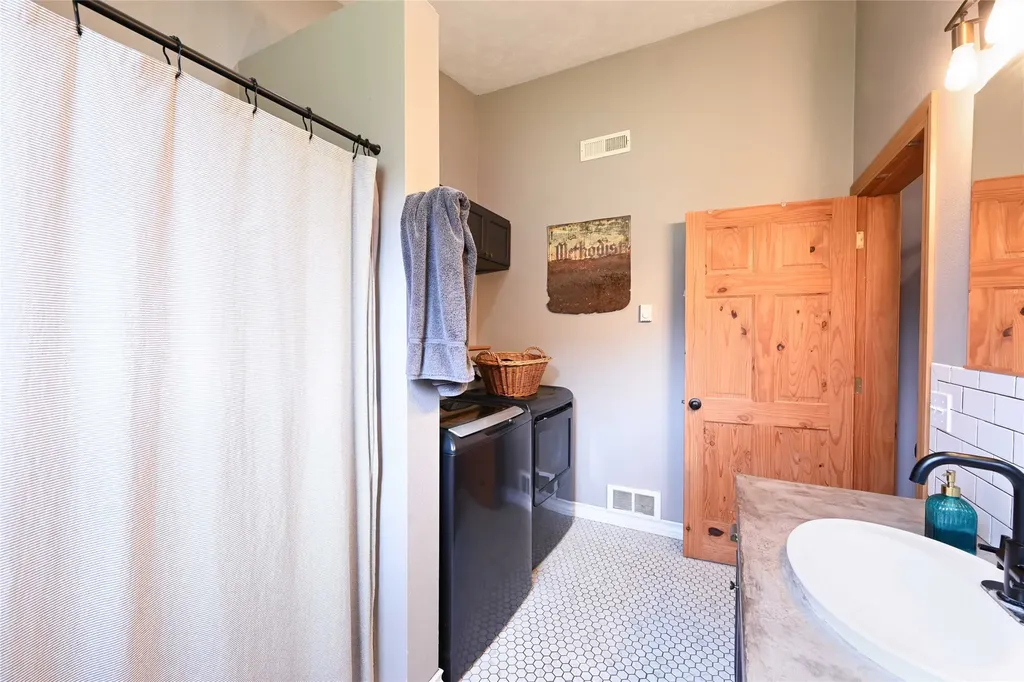 2 Cedar Grove Lane Noxon MT 59853