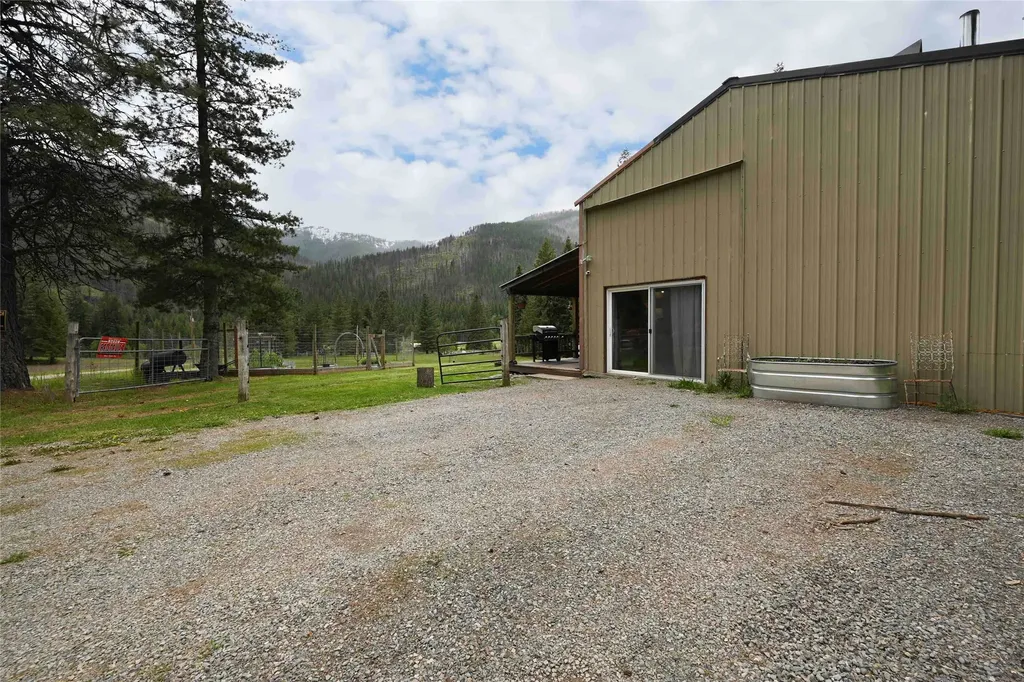 2 Cedar Grove Lane Noxon MT 59853
