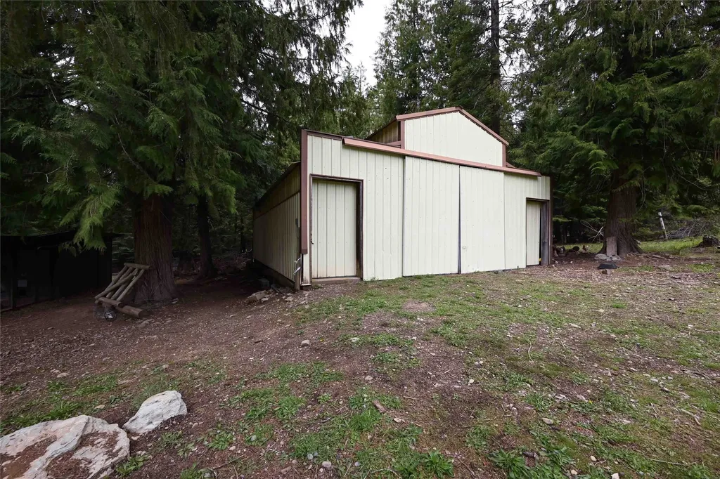 2 Cedar Grove Lane Noxon MT 59853