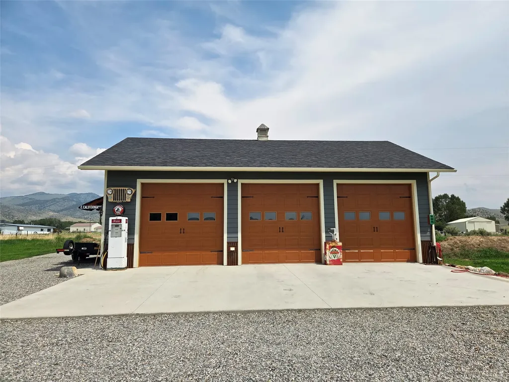 6 Hawks Court Sheridan MT 59749