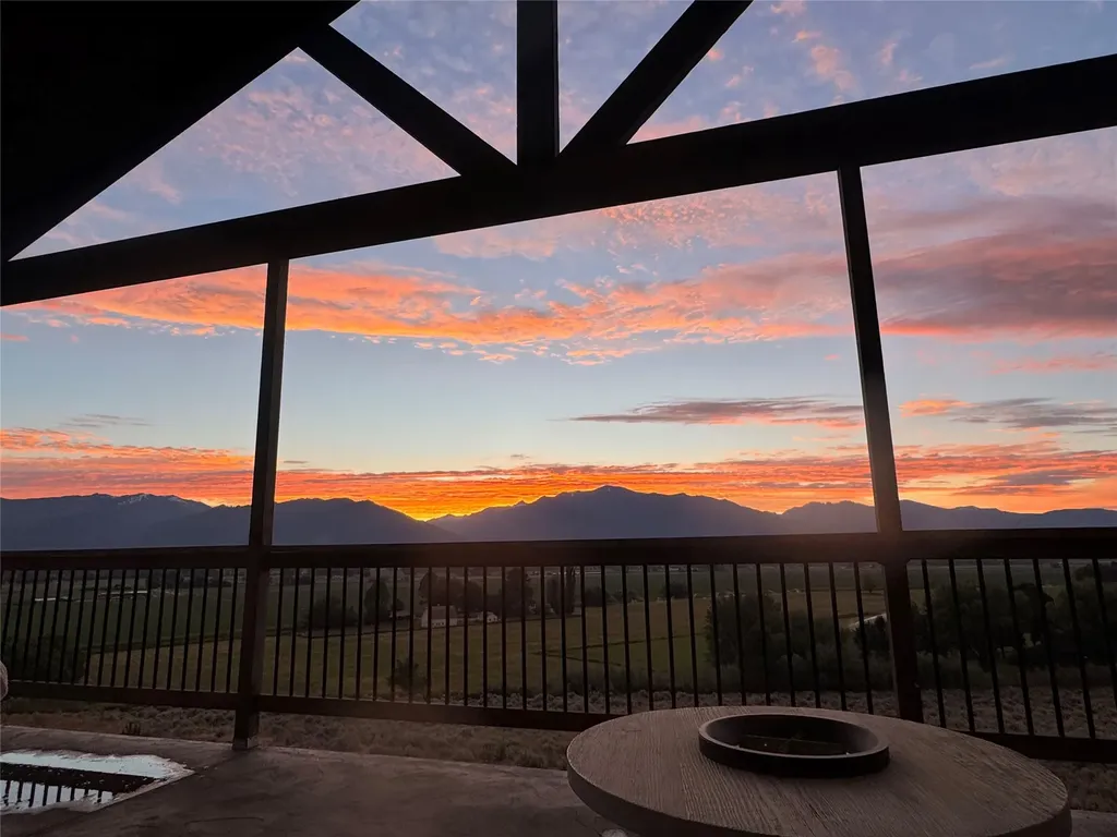 2261 Kelsey Lane Stevensville MT 59870